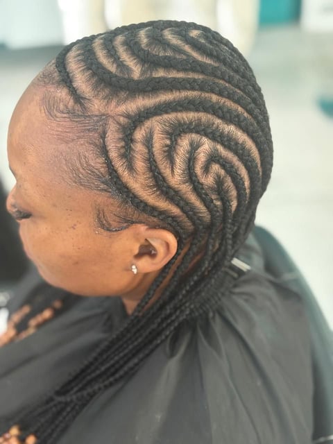 Cornrows with geometric patterns